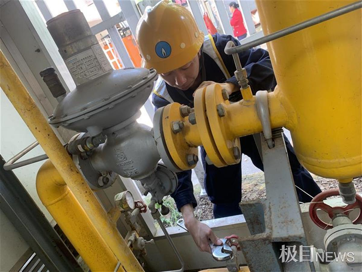 1620375248383030373.jpg 1620375248383030373.jpg