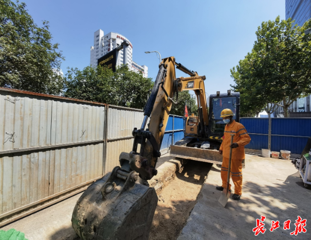 1661243265389036869.jpg 1661243209846.jpg