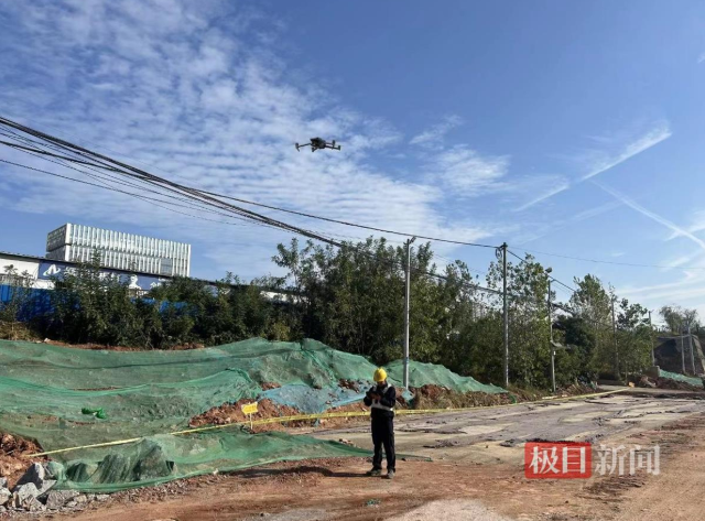 1738825318115095870.jpg 1738825292128.jpg